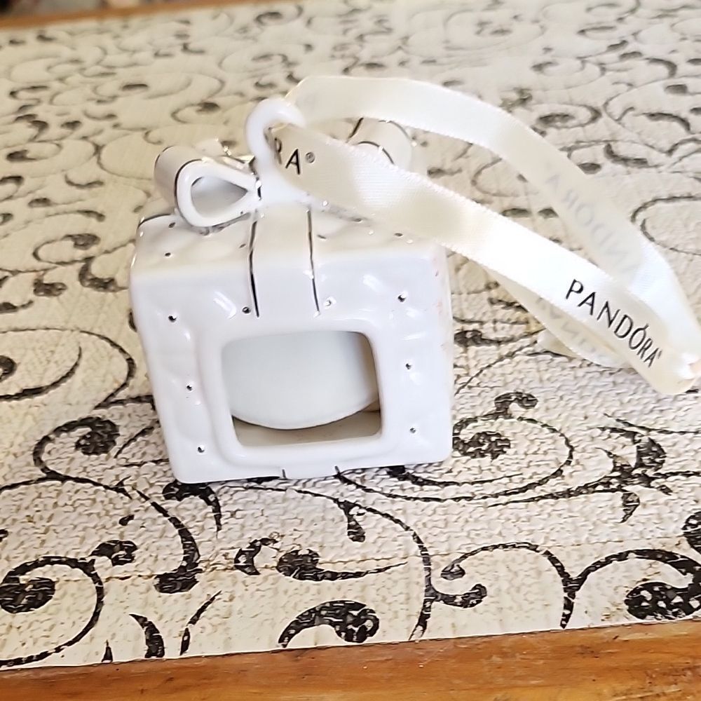 Pandora White Gift Box Ornament
